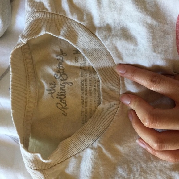 NWOT Rolling Stones ‘89 Tour Graphic Tee - Picture 3 of 4